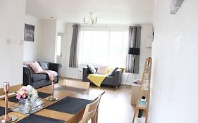 Private & Comfortable 2 Bedroom Home Away From Home